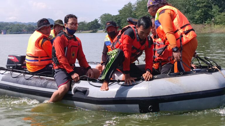 Upaya Penyelamatan Korban di Air, BPBD Pati Gelar Latihan Rescue Water