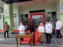 Menpan RB Hadiri Grand Launching Mall Pelayanan Publik Bojonegoro