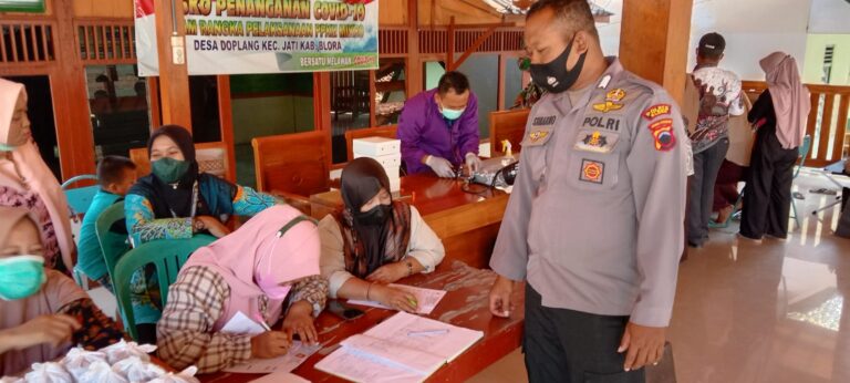 Gelar Donor Darah di Balai Desa Doplang, PMI Blora Kumpul 65 Kantong Darah