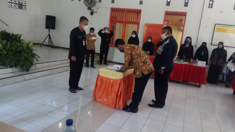 Sertijab, M. Irawan Jabat Lurah Tambakromo – Cepu