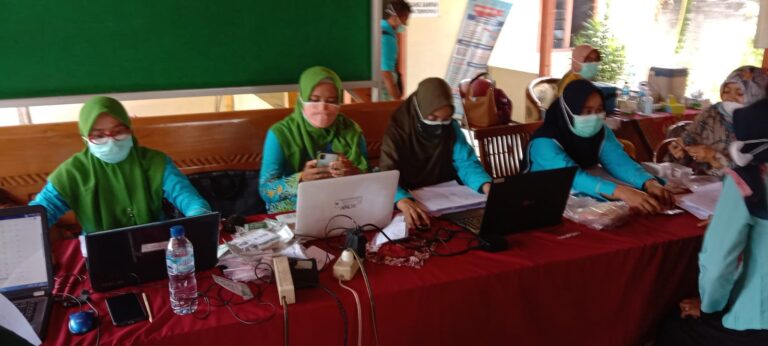 Melebihi Target, Vaksinasi di Desa Singget – Jati Diikuti 2020 Orang Lebih