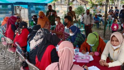 Vaksinasi Ketiga di Desa Singget, Diikuti Lebih Seribu Orang