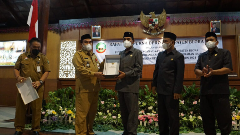 Ketua DPRD Blora Terima Rancangan KUA-PPAS APBD 2022