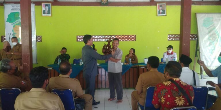 ” Teladan Award” sebagai Apresiasi Semangat Percepatan Pembangunan Wilayah Padangan