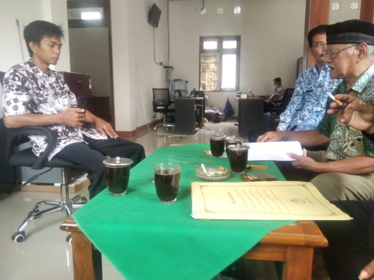 Diduga untuk Lindungi Penyerobot Tanah, Kades Bageng Tolak Berikan Surat Keteranggan Waris