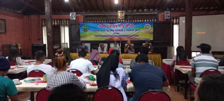 Banyak Usaha Karaoke Tak Berizin, Penegak Perda di Blora Tutup Mata