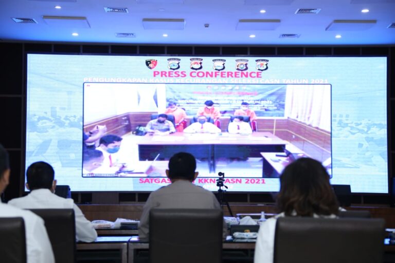 Menteri PANRB hadiri Press Conference Pengungkapan Kasus Kecurangan Seleksi CASN 2021