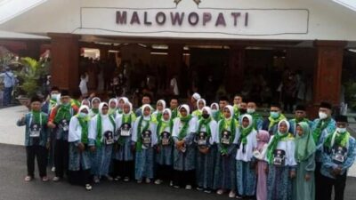Sebanyak 261 Calon Jamaah Haji Diberangkatkan Bupati Bojonegoro