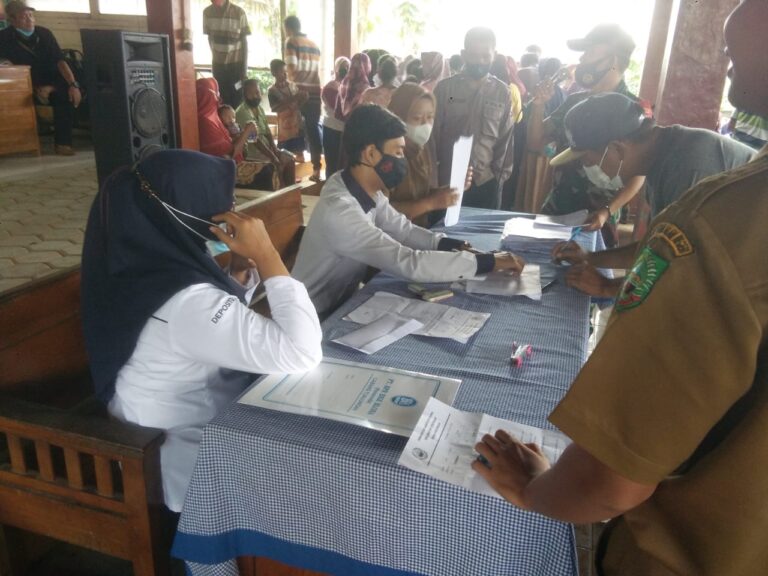 Warga 4 Desa di Kecamatan Tunjungan, Blora Terima BLT