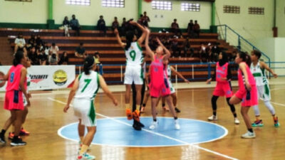 Raih Kemenangan, Tim Basket Putri Bojonegoro Makin Berpeluang Juara