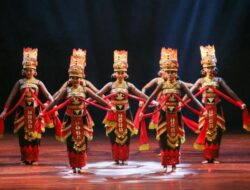 Kembang Kahyangan Raih Penghargaan di Festival Karya Tari Jawa Timur