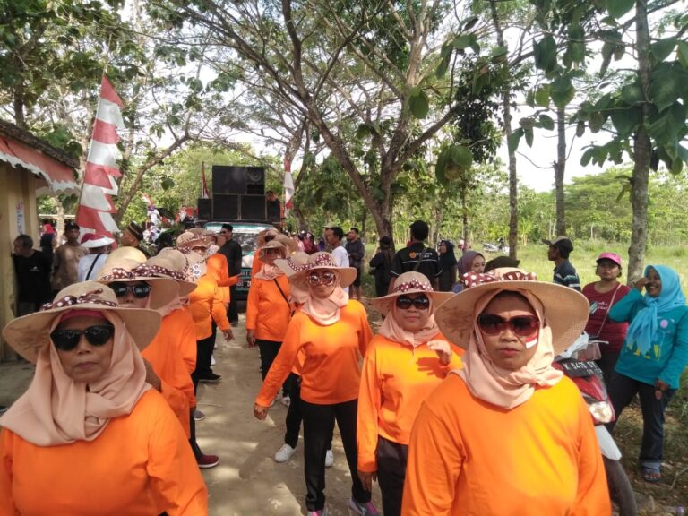 Karnaval di Desa Tempurejo Ada Atraksi Pantomim