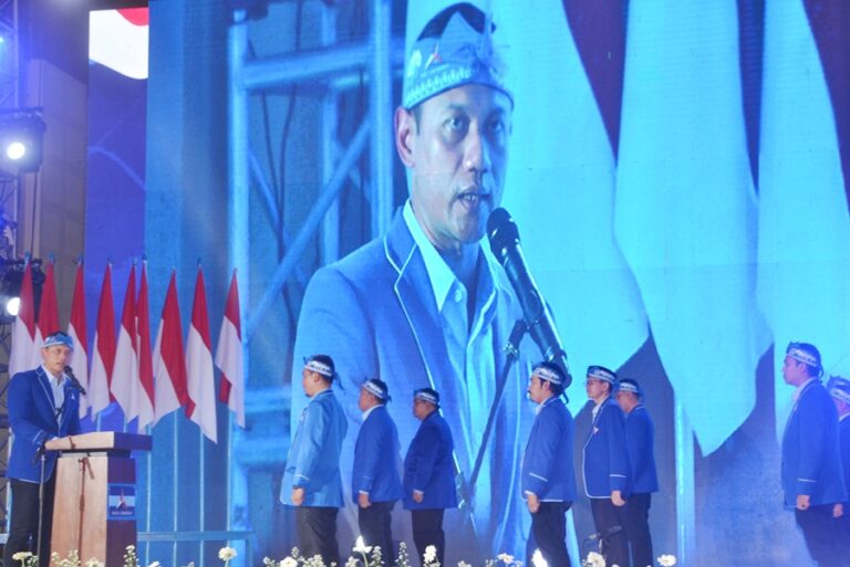 Serentak, AHY Lantik Ketua dan Pengurus DPC Partai Demokrat se-Jawa Tengah