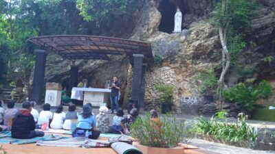 Goa Maria Sendangharjo, Dibangun sebagai Devosi Umat Katolik