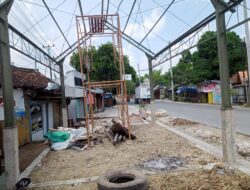 Makan Bahu Jalan, Pembangunan Pasar Desa Trembulrejo-Ngawen Dihentikan