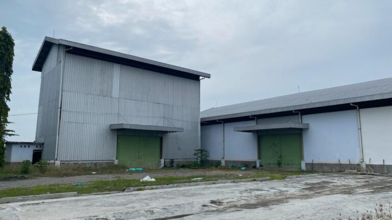 Dibangun dengan Anggaran Rp 4,8 Miliar, SRG di Kedungtuban Mangkrak