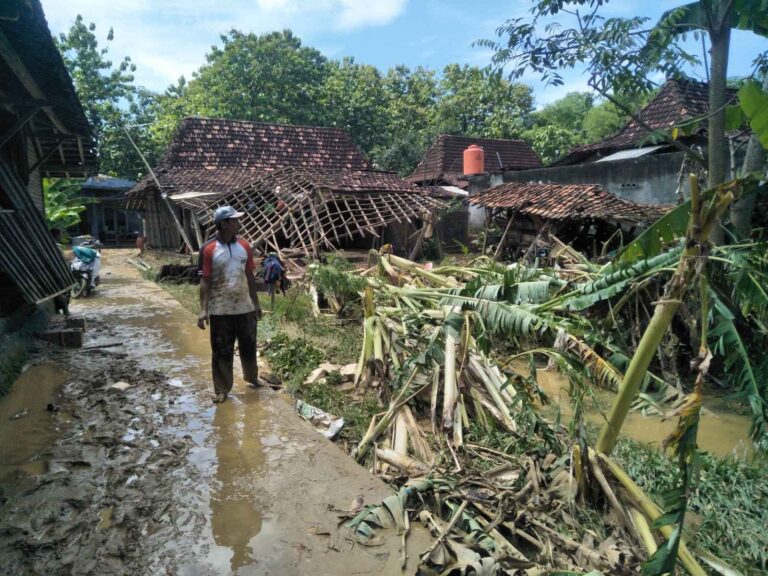 Banjir di Pati Rendam Rumah Warga di Empat Kecamatan