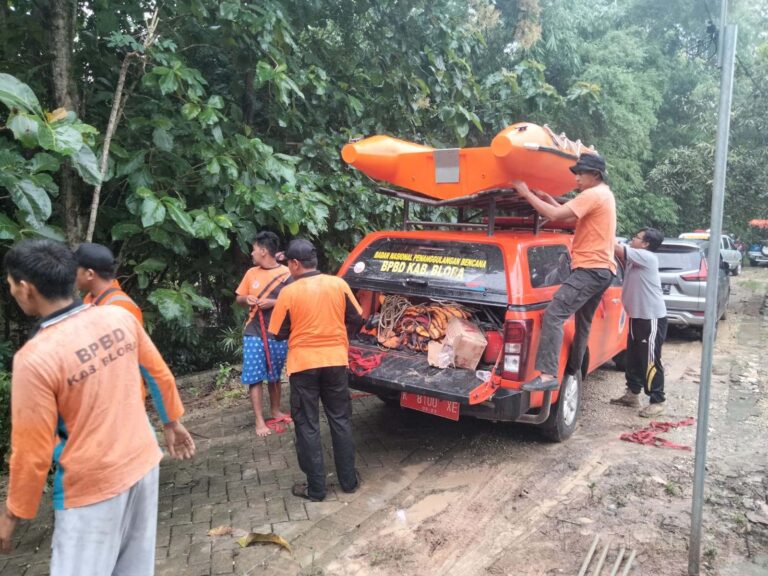 Penelusuran Sungai Hingga 10 Km, Korban Tenggelam di Desa Karangtalun-Banjarejo, Belum Ditemukan