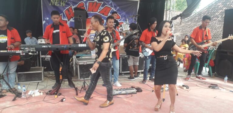 Selama Empat Jam, Grup Musik New Kuswara Menggoyang Plosorejo-Randublatung