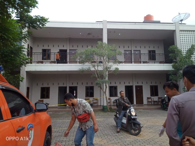 Mayat Wanita Bersimbah Darah Ditemukan di Hotel K, Blora