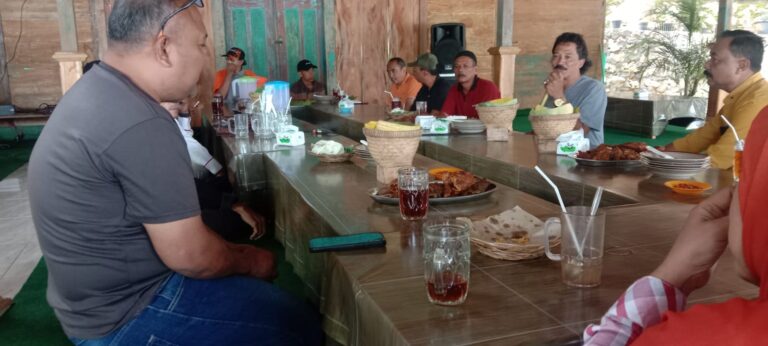 CBS dan Pensiunan PT. Pos Blora Gelar Temu Kangen di Tempuran