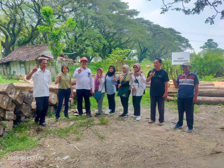 Perhutani Randublatung Terima Auditor PT BRIK Quality Service