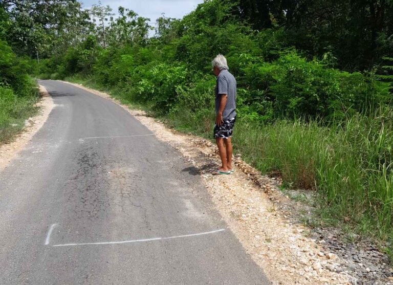 Belum Genap 6 Bulan, Proyek Jalan Senilai 2 Miliar sudah Rusak