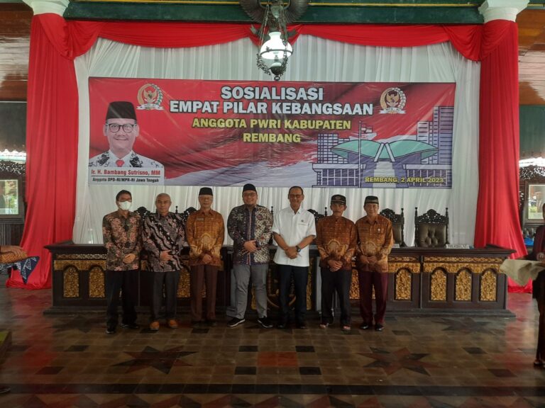 Ikuti Sosialisasi Empat Pilar di Rembang, para Wredatama Terlihat Bahagia