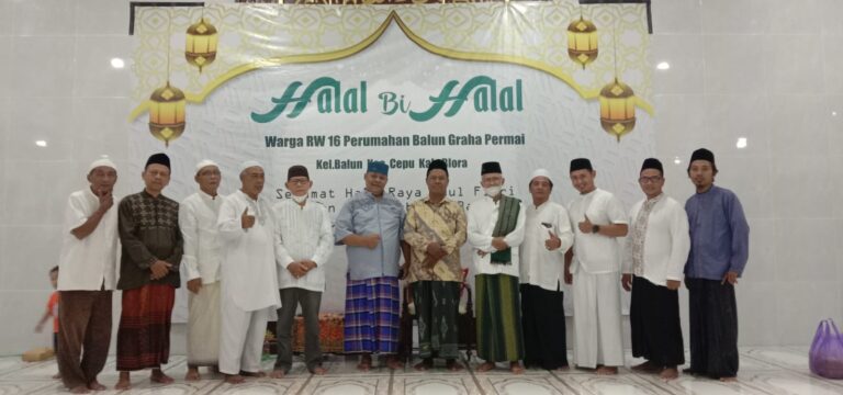 Warga Balun Graha Permai Cepu, Gelar Halal bi Halal di Masjid Al Muhajirin