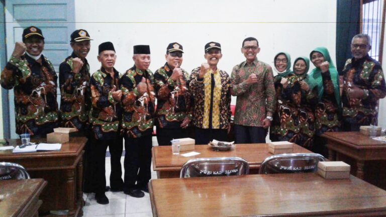 Bertambah Lagi, Mantan Sekwan dan Mantan Kepala Dinkominfo Menjadi Anggota PWRI Kabupaten Blora