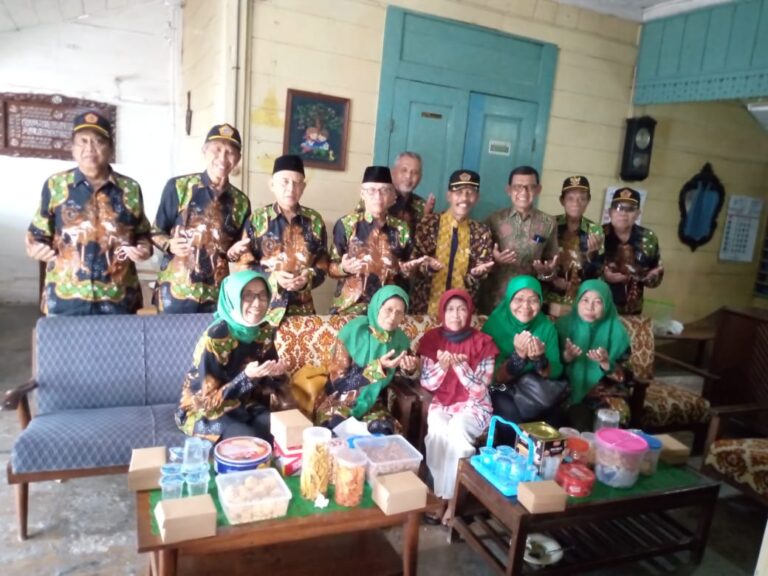 Doakan Anggota PWRI Blora yang akan Berangkat Haji, Bambang Sulistya: Harus Selalu Ingat NKRI