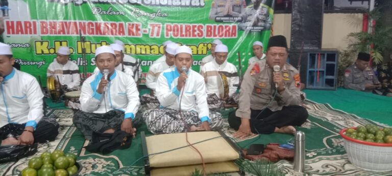 Sambut Hari Bhayangkara ke-77, Polsek Jati-Blora Gelar Pengajian Akbar