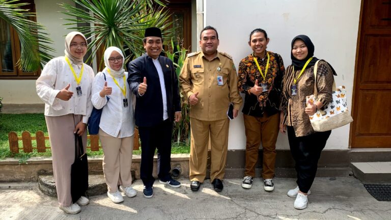 Kagama Blora Support Kegiatan Mahasiswa KKN-PPM UGM di Desa Tunjungan dan Kedungrejo