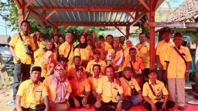 Obati Kangen, Bambang Sadono Mampir di Acara Arisan Rutin Partai Golkar di Sambong
