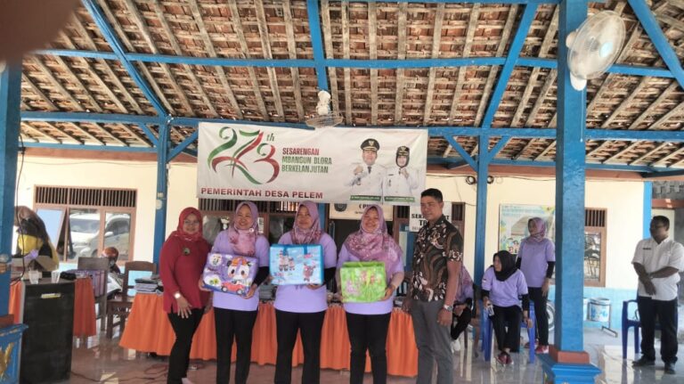 Kelompok PKK dan Posiandu Desa Pelem-Jati Adakan Lomba Administrasi dan Estavet Sarung