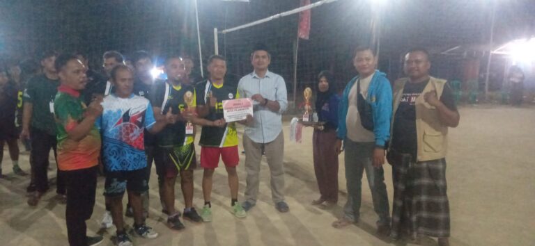 Raih Juara II, RT 03 RW 02 Desa Pojokwatu Banjir Saweran