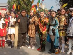 Karnaval Budaya di Desa Kediren, Randublatung Bertajuk Samin Surosentiko