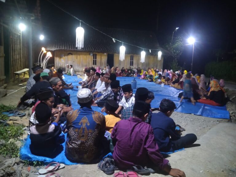 Peringati Kelahiran Nabi Muhammad SAW, Warga Kedungwaru-Kunduran Gelar Acara Sholawatan