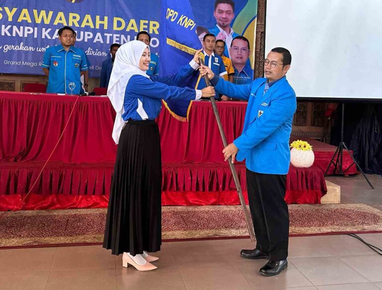 Terpilih Secara Aklamasi, Kristiyuana jadi Perempuan Pertama Pimpin KNPI Blora