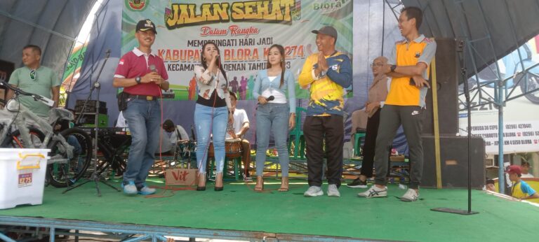 Di Penghujung Tahun, Acara Jalan Sehat Berhadiah Digelar di Kradenan