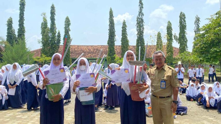 SMP Negeri 3 Kunduran, Raih Predikat Sekolah Adiwiyata Tingkat Propinsi