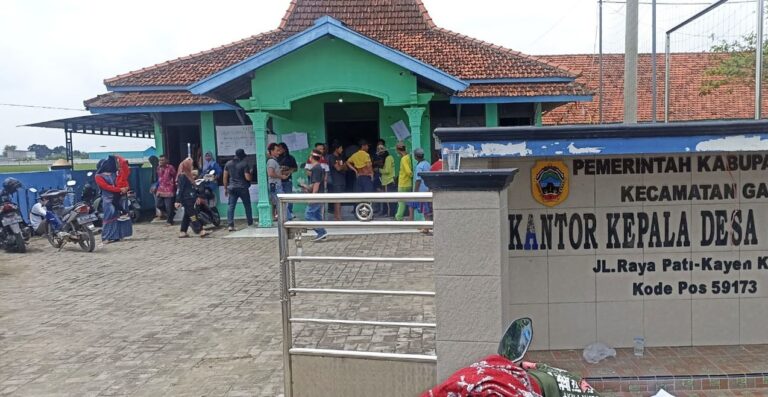 Selingkuhi Istri Warganya, Perangkat Desa Kosekan-Pati Didemo