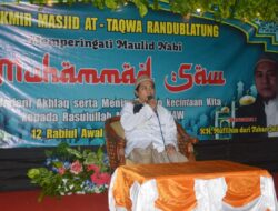 Peringati Maulid Nabi, Takmir Masjid At Taqwa Randublatung Hadirkan Kyai dari Tuban