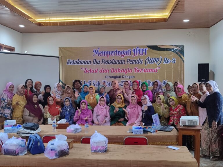 Rayakan HUT ke-8, Pengurus Kerukunan Ibu Pensiunan Pemda Blora juga Peringati Hari Ibu