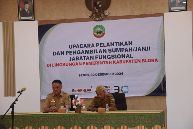 Sekda Blora Lantik 17 PNS dalam Jabatan Fungsional