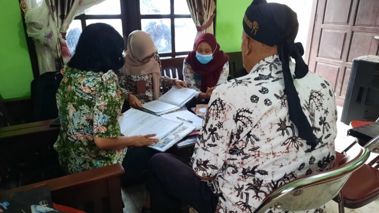 Proyek Dikerjakan Anak Kades, Inspektorat Pati Lakukan Audit di Desa Dengkek
