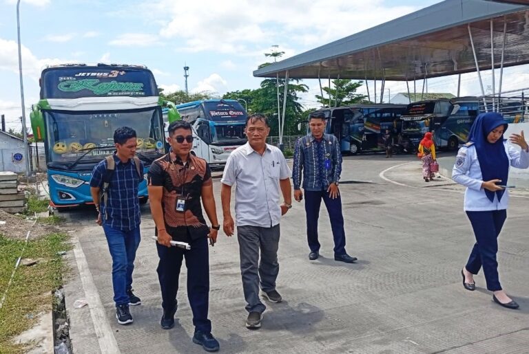 Rerata Setiap hari 70 Bus Keluar Masuk Terminal Cepu, Libur Nataru Lonjakan Penumpang Hingga 1.100