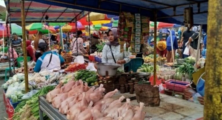 Pantau Harga Bahan Pokok, Pemkab Tinjau 5 Pasar Penting di Pati