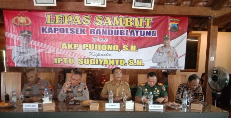 Pisah Sambut Kapolsek Randublatung, AKP Pujiono Serahkan Tongkat Komando kepada Iptu Sugiyanto