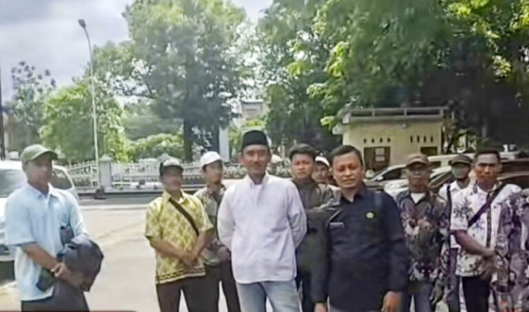 Pertanyakan Ganti Rugi dan Akses Jalan Bendungan Cabean, Warga Karanganyar Ngeluruk DPRD Blora